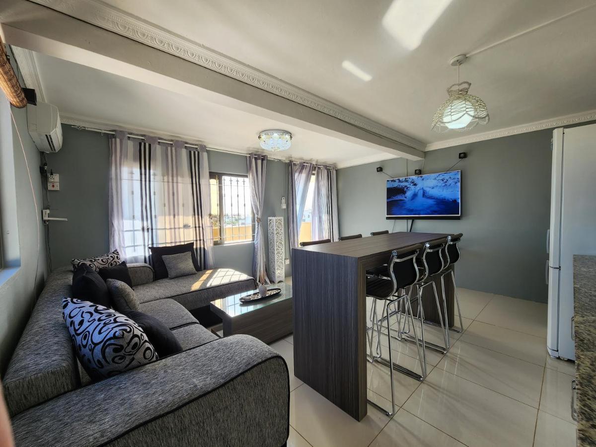 Sunsetview Beach Apartment Flic-en-Flacq Екстериор снимка